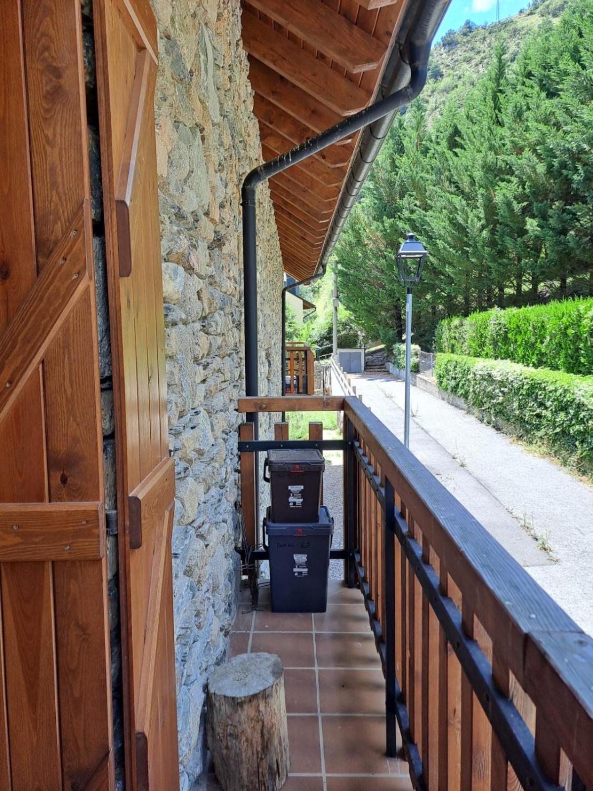 Duplex De Muntanya En Zona Verda A Escaló Exterior foto
